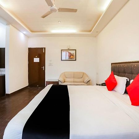 OYO 14545 Hotel Blueleaf Gurgaon Exterior foto
